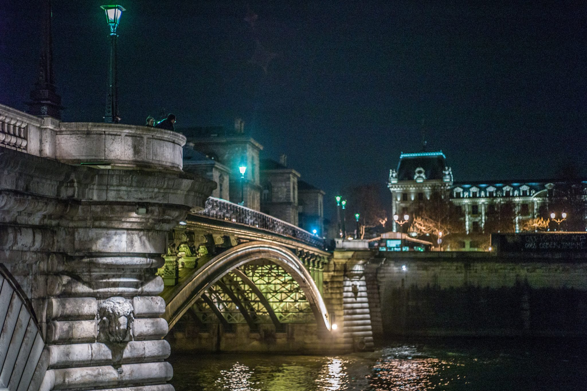 Paris ile de la cité le quai aux fleurs 11 mars 2017